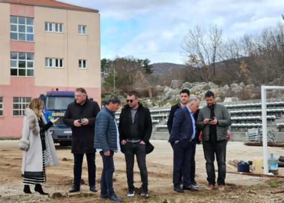 Župan Blaženko Boban sa suradnicima obišao radove na projektima u Zagvozdu